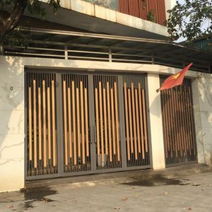 bộ cổng gỗ nhựa 4 cánh nan nhỏ xếp sole